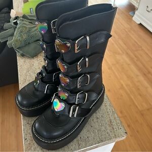 Demonia Emily 330